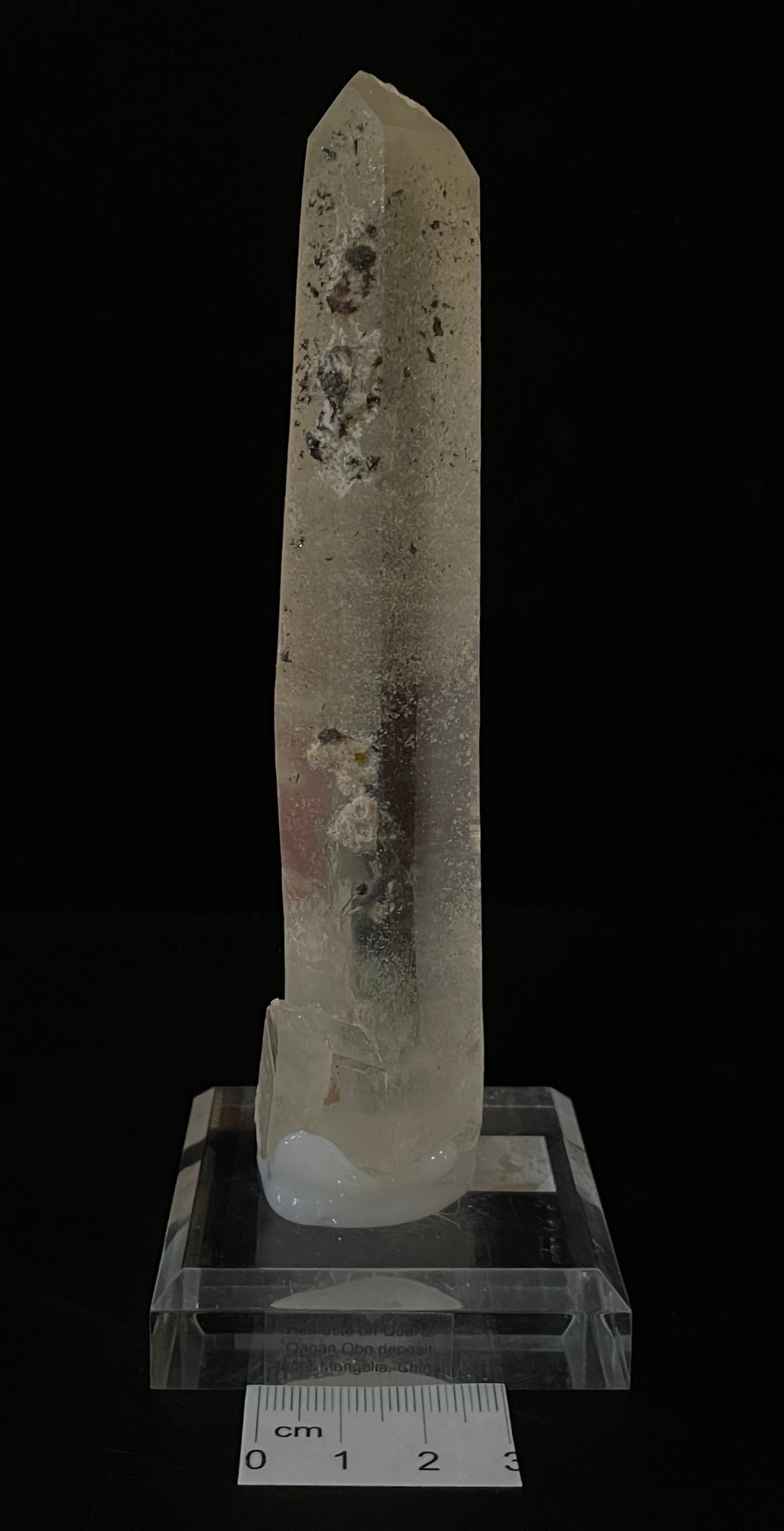 HEMATITE ON QUARTZ, China IHQ027