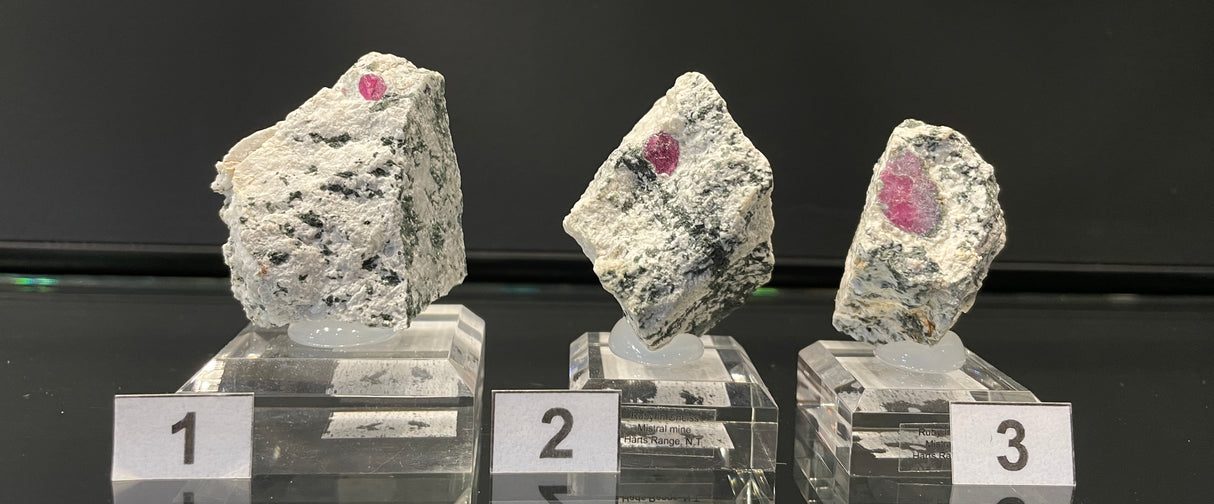 RUBY IN GNEISS, Australia IRG044-46