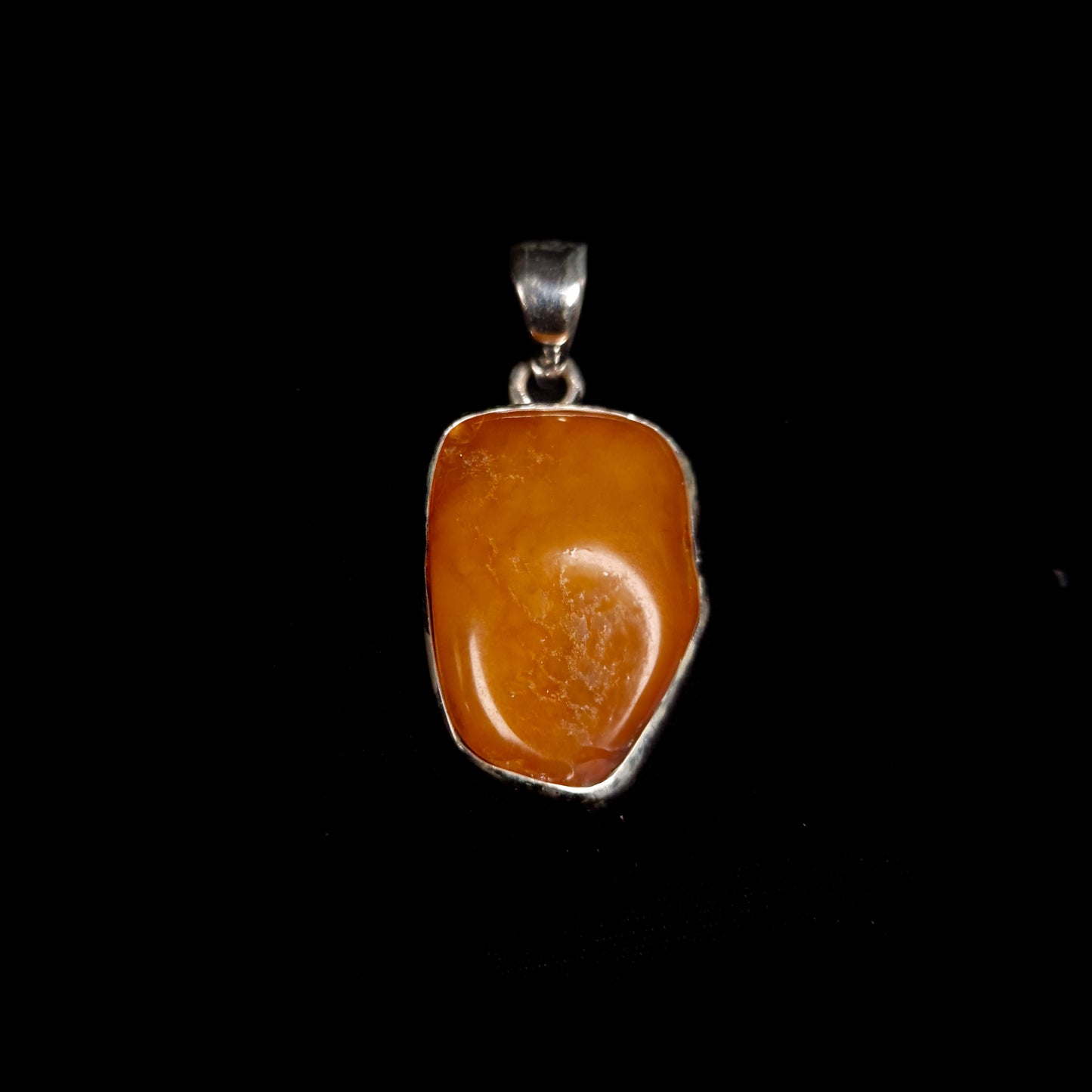 Butterscotch Amber Pendant 3SSBSA3