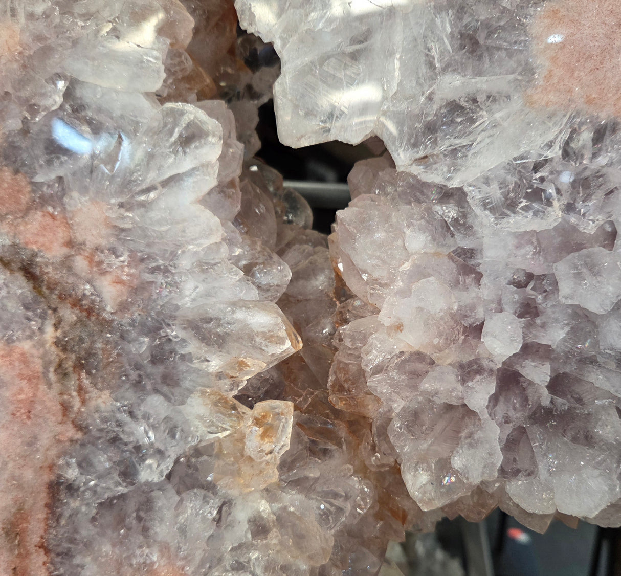 PINK AMETHYST ON STAND Brazil RBPAS1