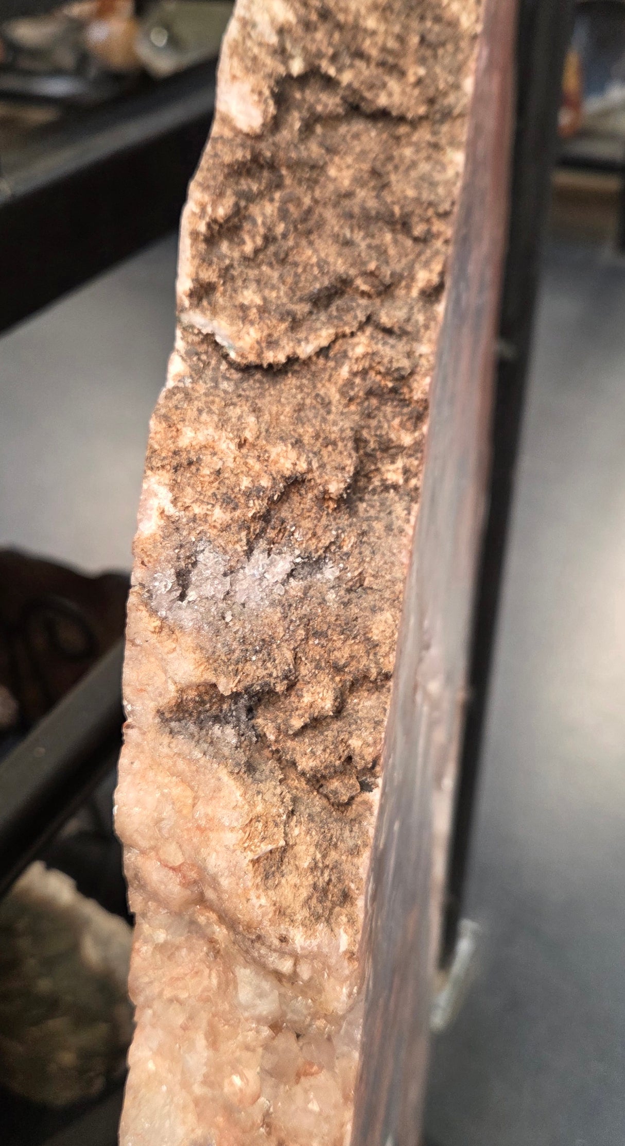 PINK AMETHYST ON STAND Brazil RBPAS1