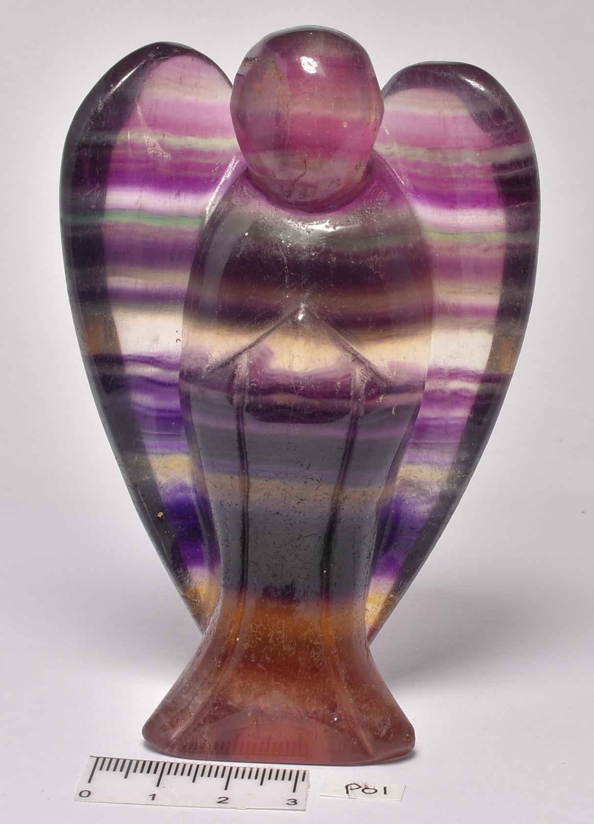 FLUORITE ANGEL CARVING 11 CM P01