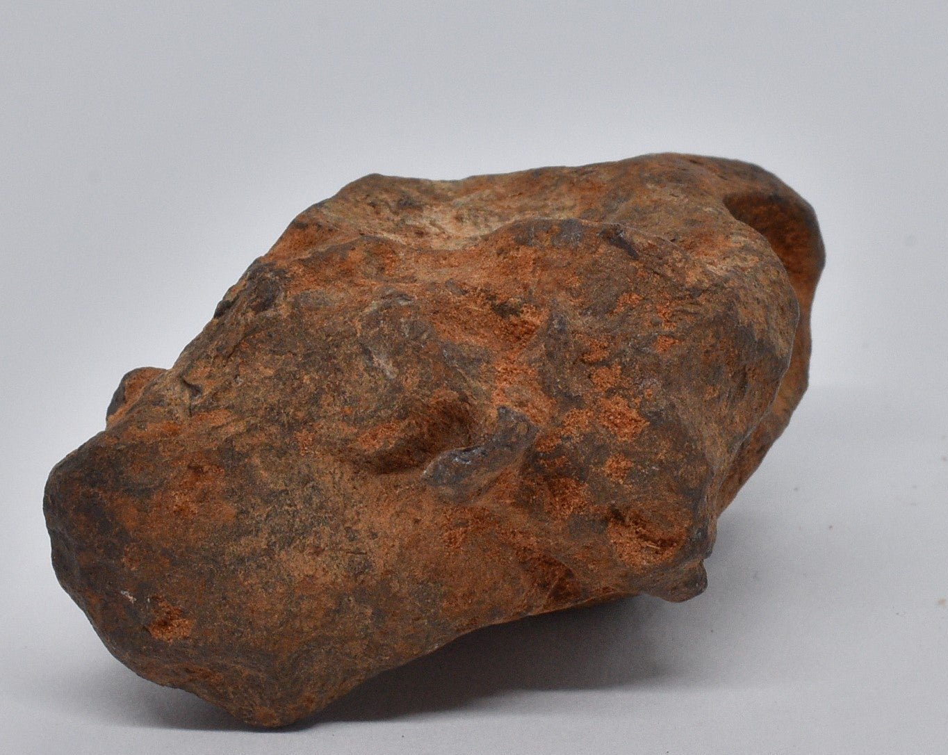 MUNDRABILLA IRON METEORITE 80 GRAMS MT82