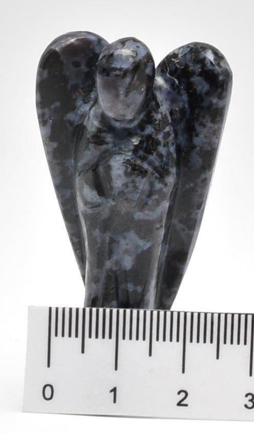 ASSORTED CRYSTAL ANGEL CARVINGS P1100