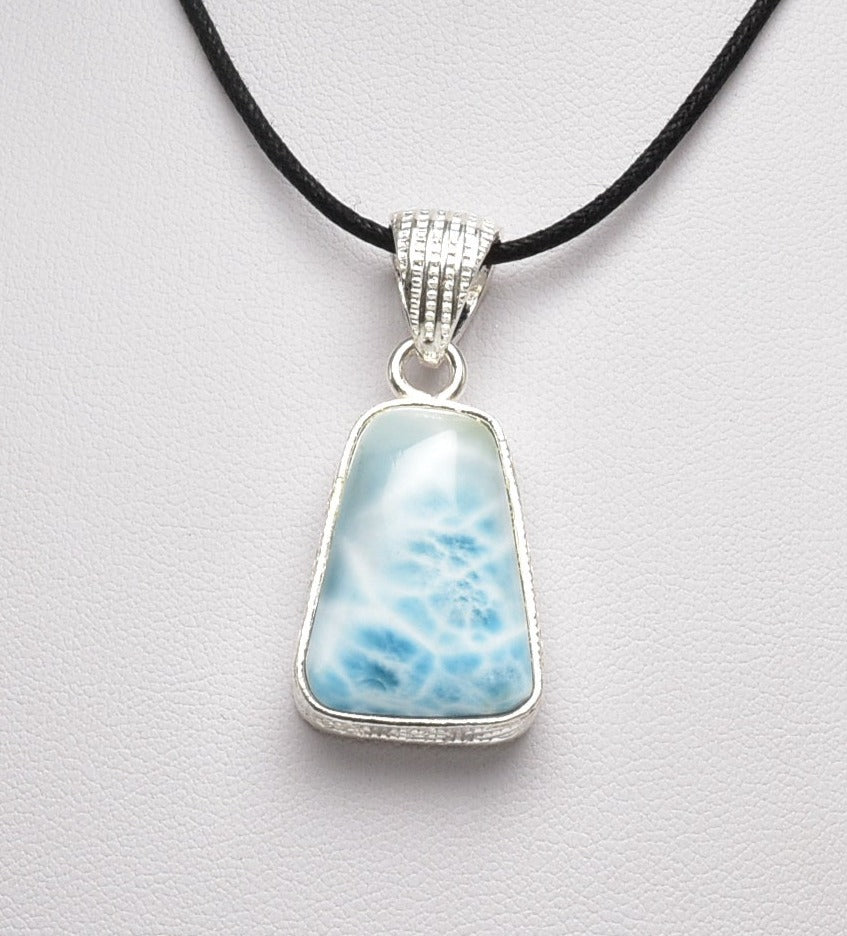 LARIMAR PENDANT set in STERLING SILVER J102