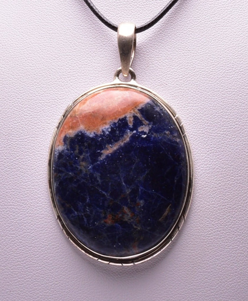 SODALITE PENDANT J170