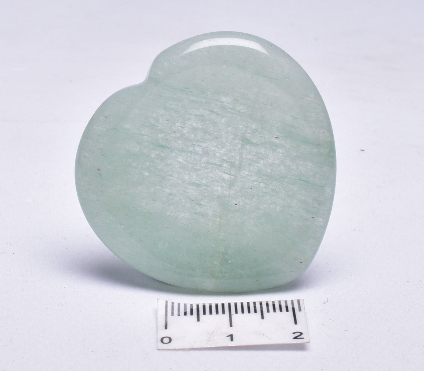 GREEN AVENTURINE HEART WORRY STONE P134