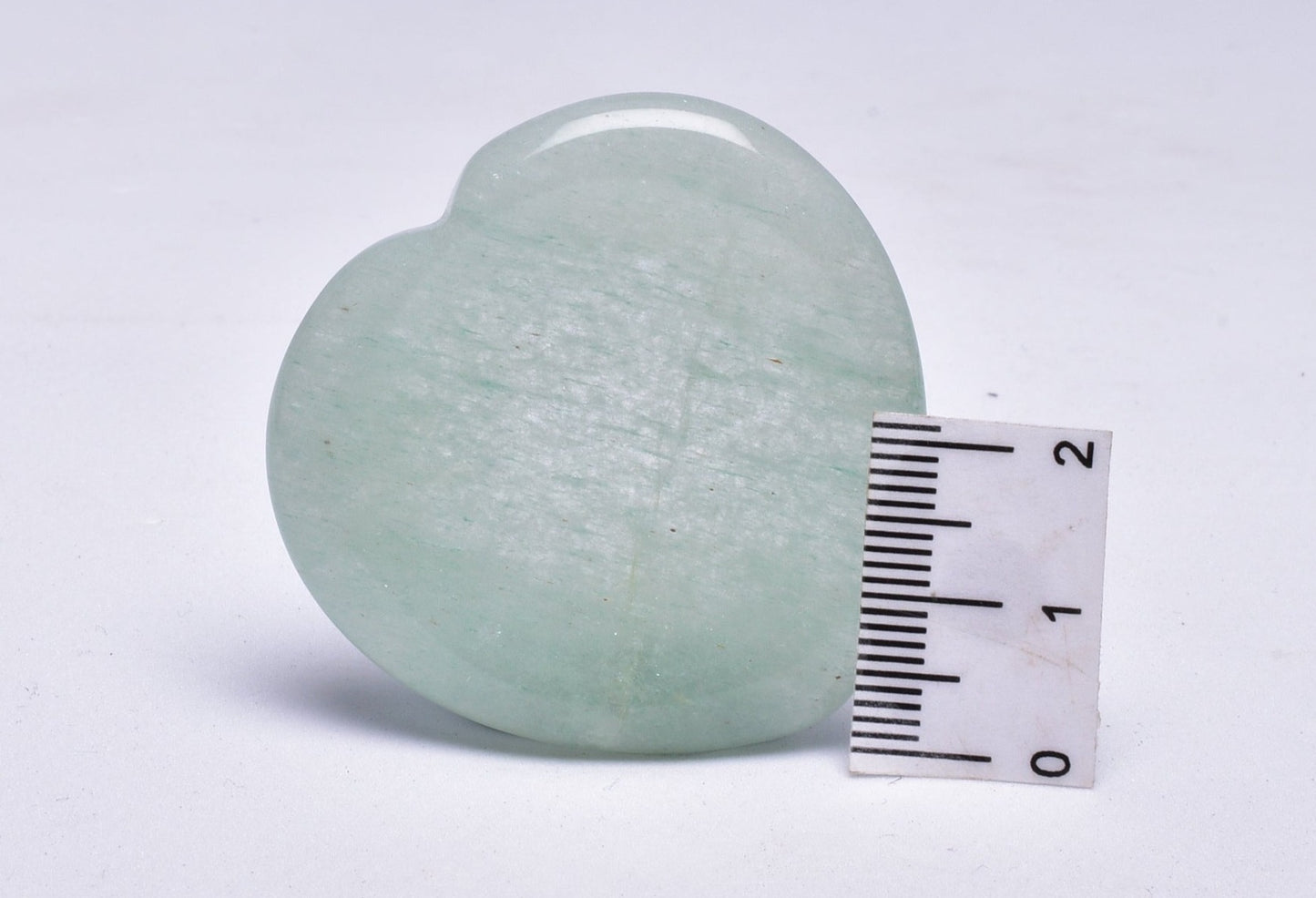GREEN AVENTURINE HEART WORRY STONE P134
