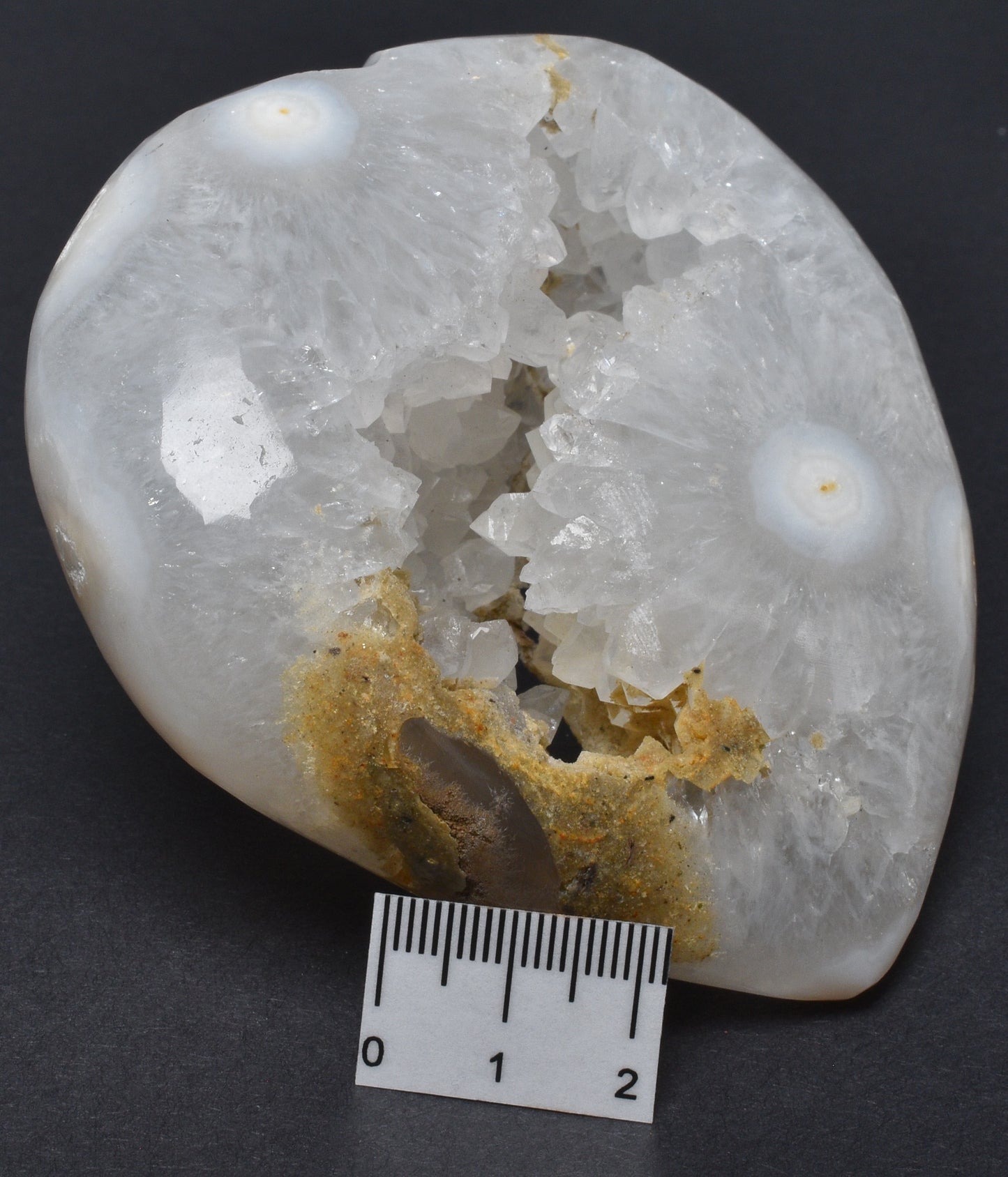 AGATE HEART WITH QUARTZ P705