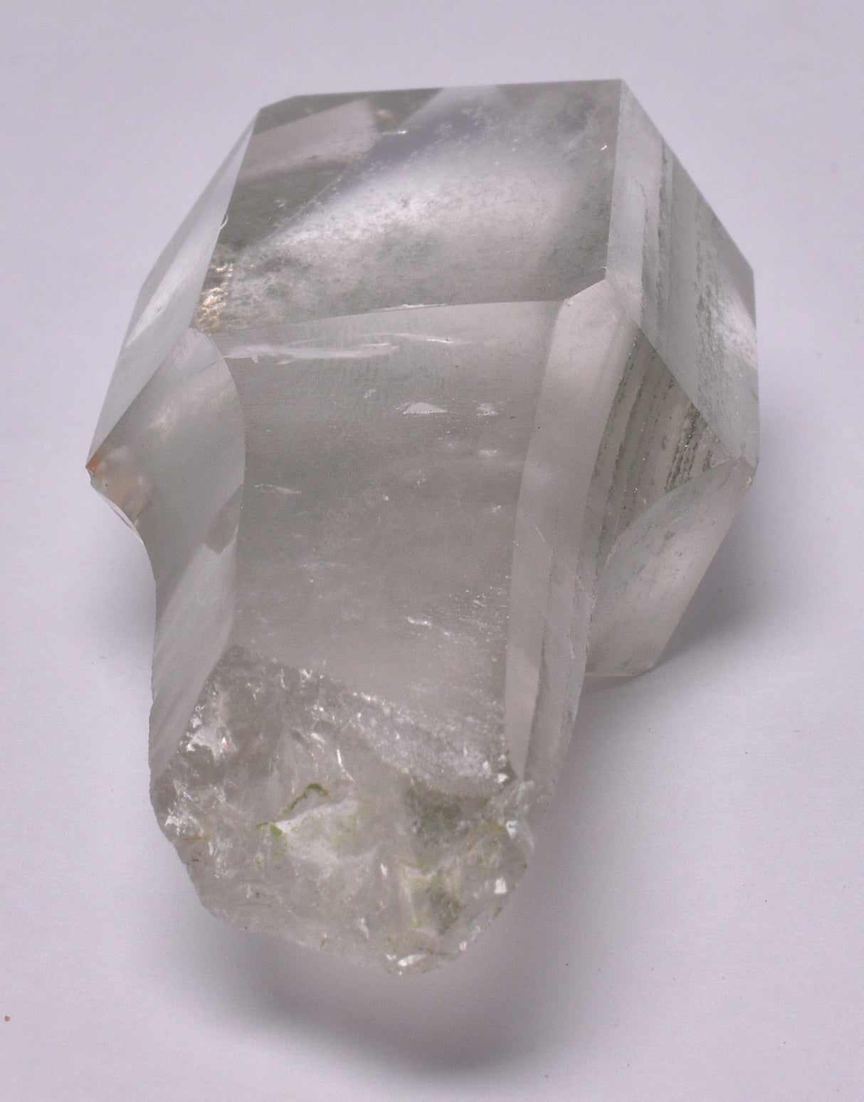 CHLORITE GREEN QUARTZ SCEPTER POINT P964