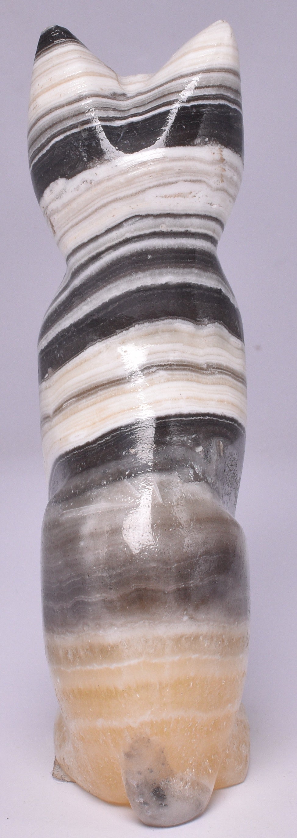 CAT ARAGONITE CARVING P480