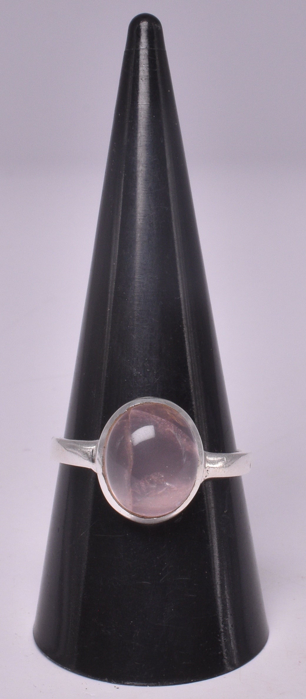 ROSE QUARTZ RING set in STERLING SILVER, SIZE R/9 J195