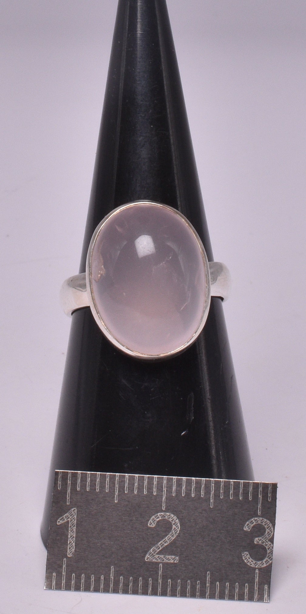 ROSE QUARTZ RING set in STERLING SILVER, SIZE L/6 J204