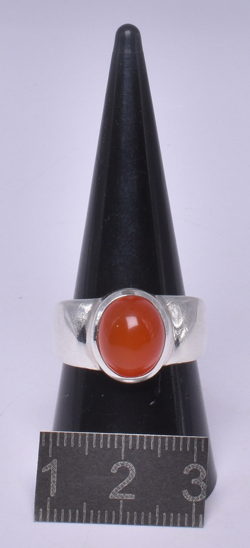 CARNELIAN RING set in STERLING SILVER, SIZE Q/8.5 J217