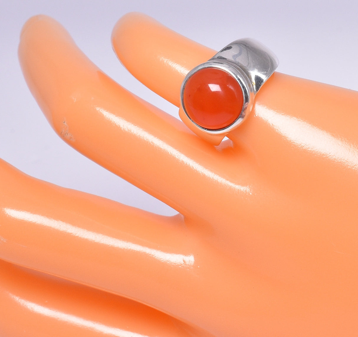 CARNELIAN RING set in STERLING SILVER J225