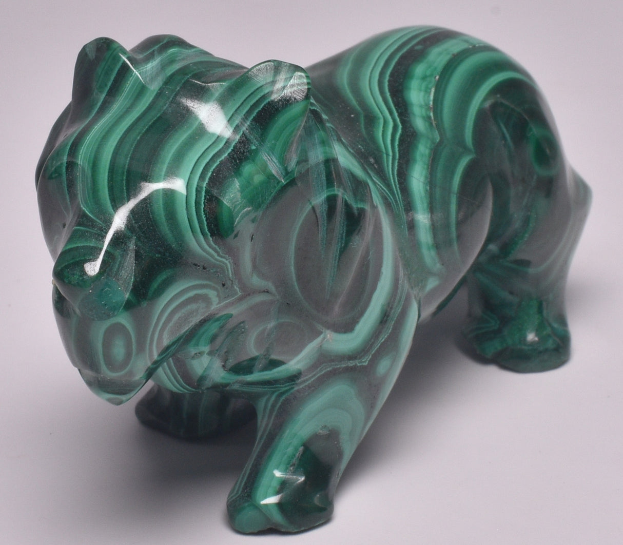 MALACHITE CRYSTAL LION CARVING P834