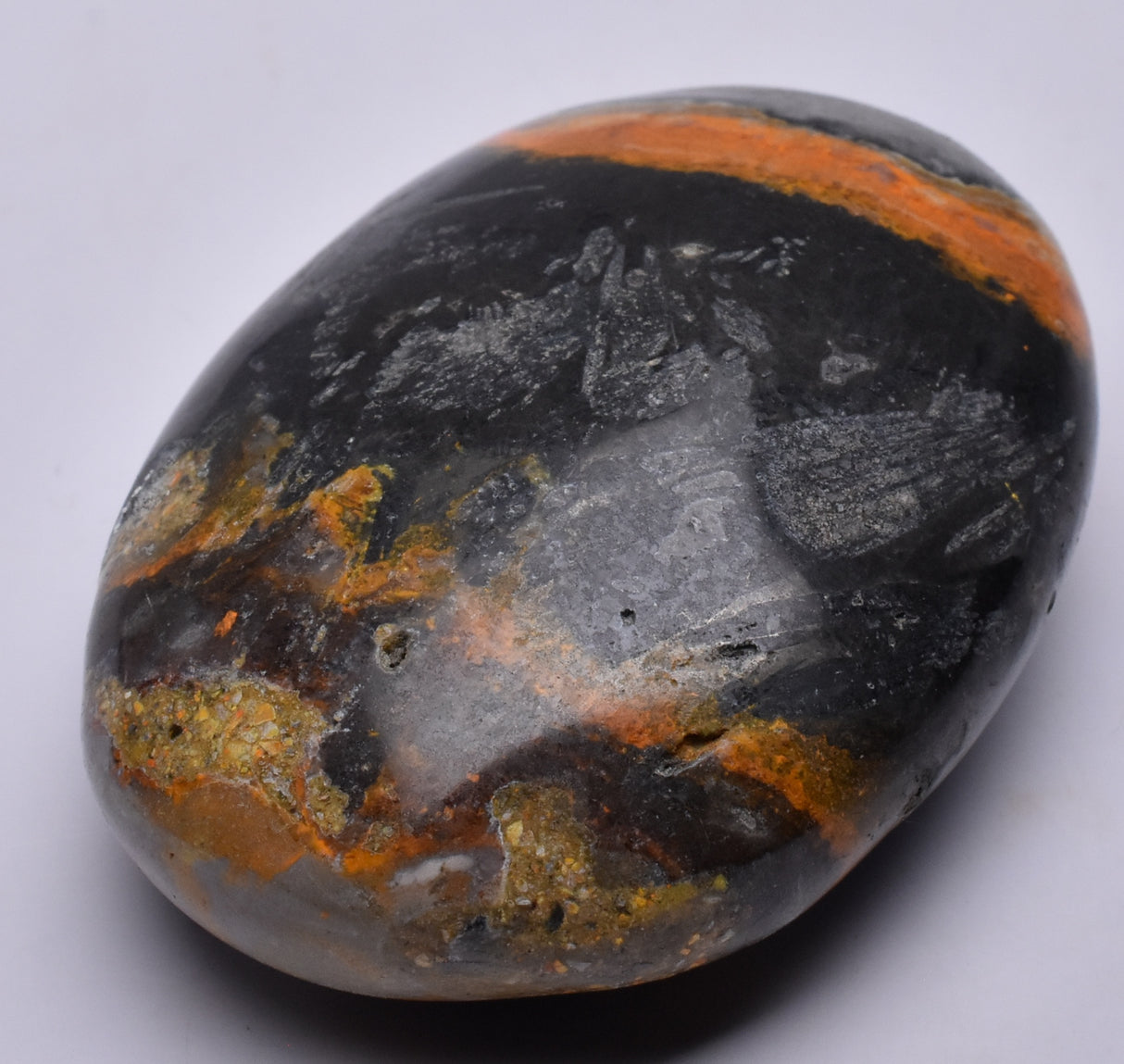 BUMBLEBEE MICROBIALITE JASPER POLISHED PALM STONE, INDONESIA P772