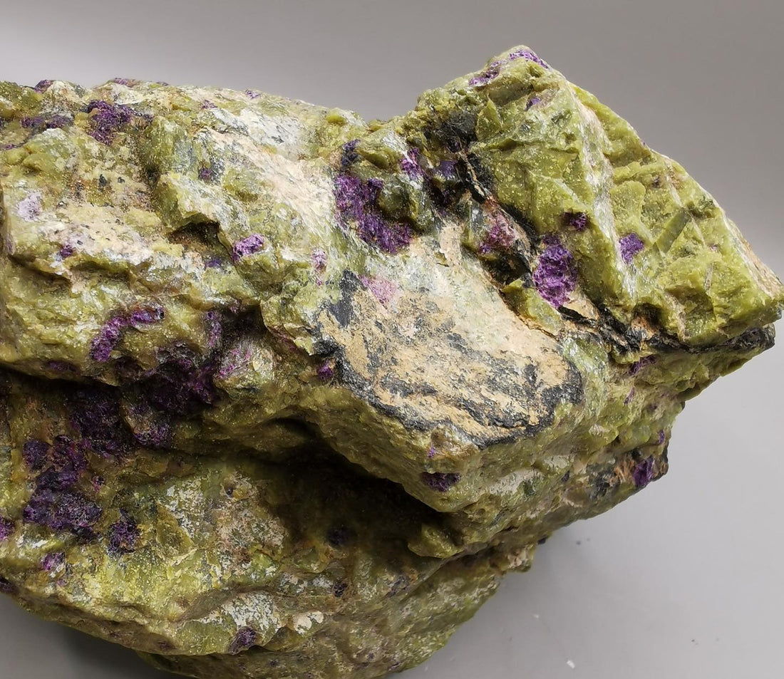 Atlantisite: Geological and Mineralogical Overview