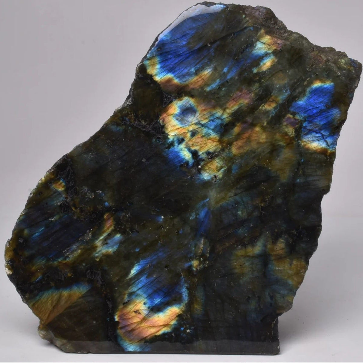 Labradorite: The Enigmatic Iridescent Gemstone – Crystal World ...