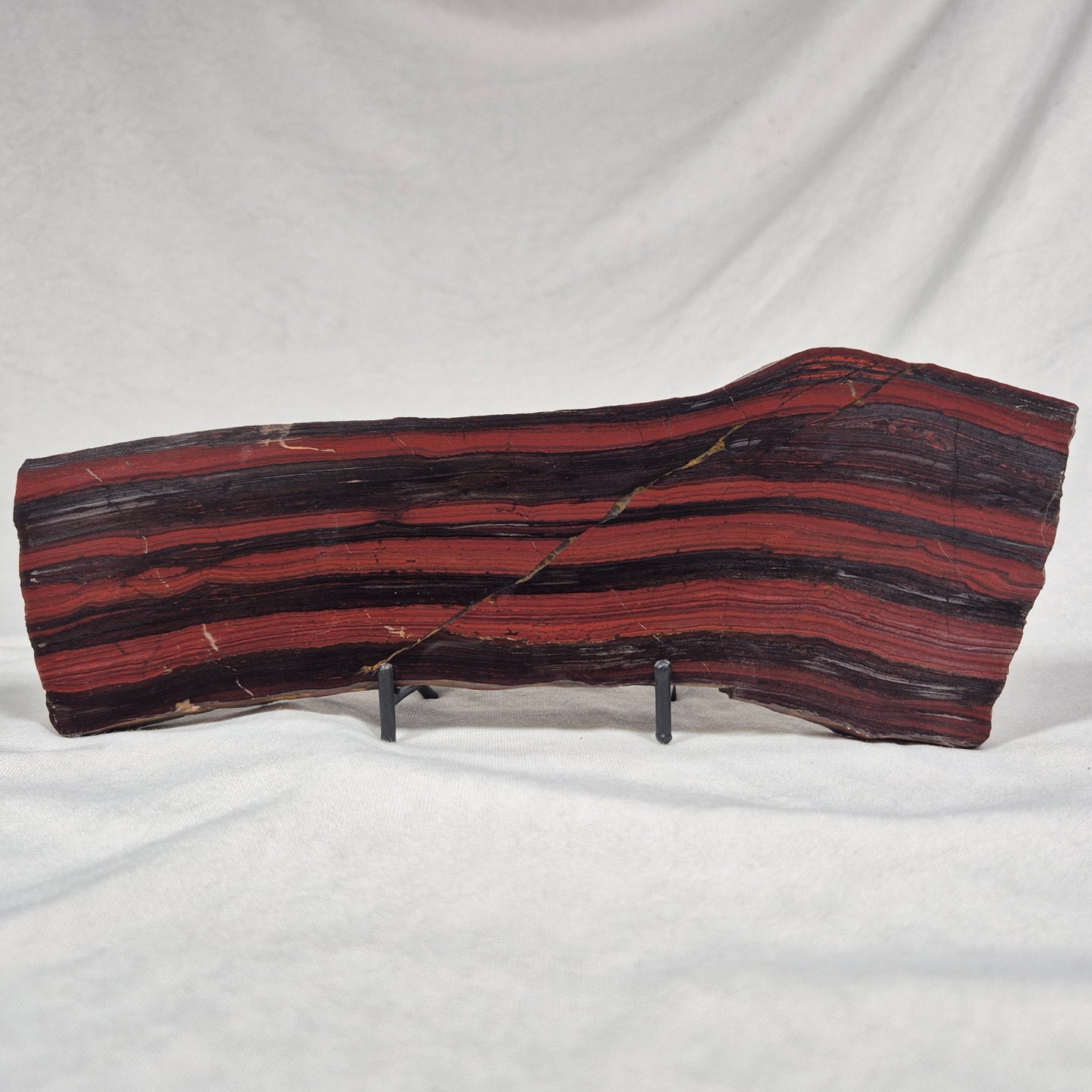BANDED TIGER IRON MICROBIALITE, Archean, Australia ZBI004