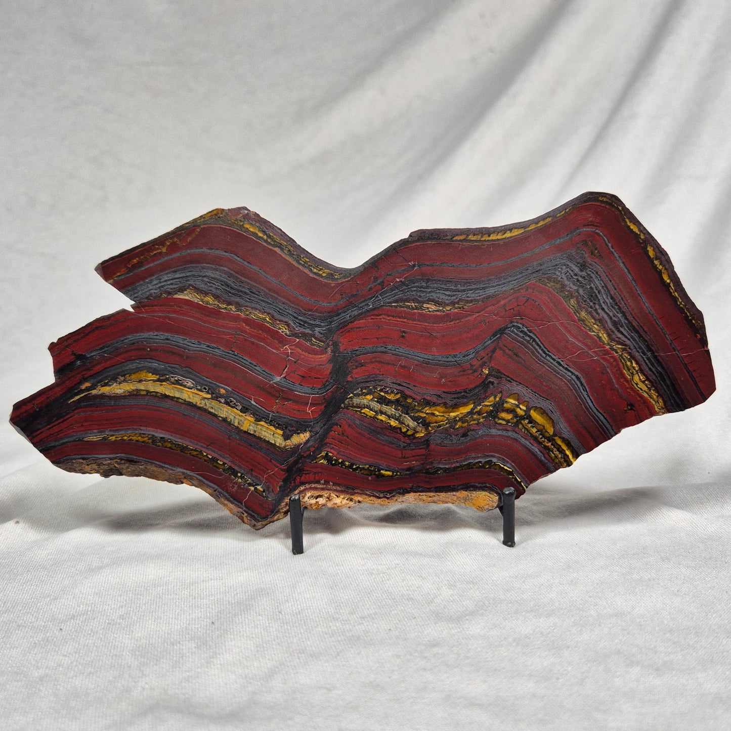 BANDED TIGER IRON MICROBIALITE, Archean, Australia ZBI019