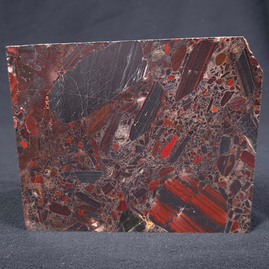 CONGLOMERATE HEMATITE AND JASPER, Australia ZCG004