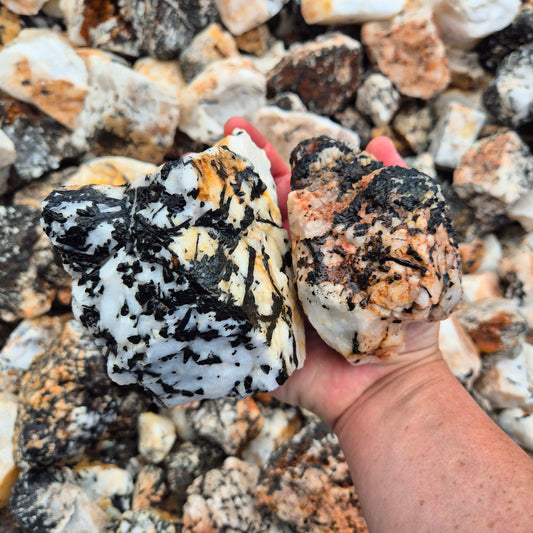TOURMALINE IN QUARTZ Rough by Weight, India ZRR010