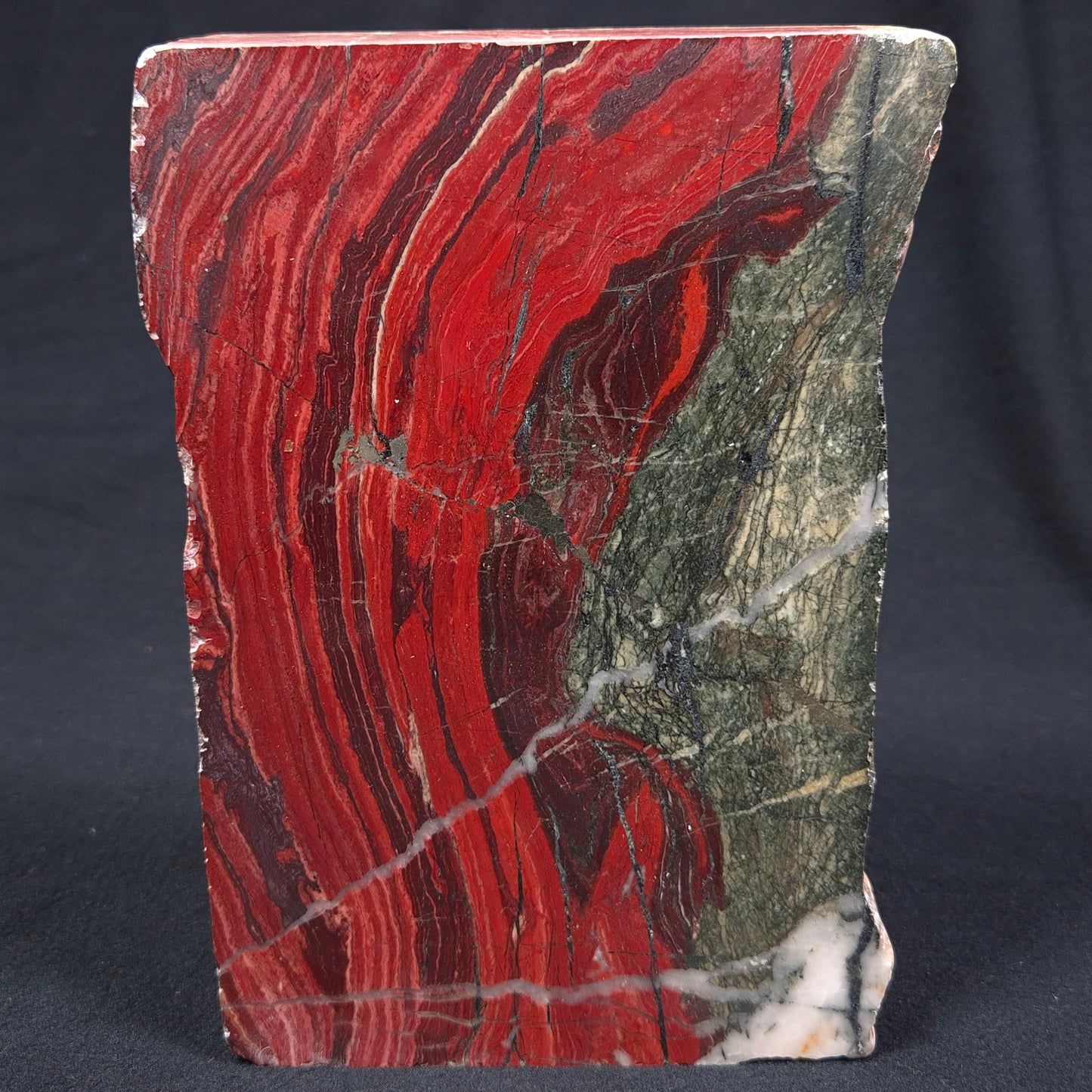 BANDED JASPER WITH HEMATITE, Australia YSC031