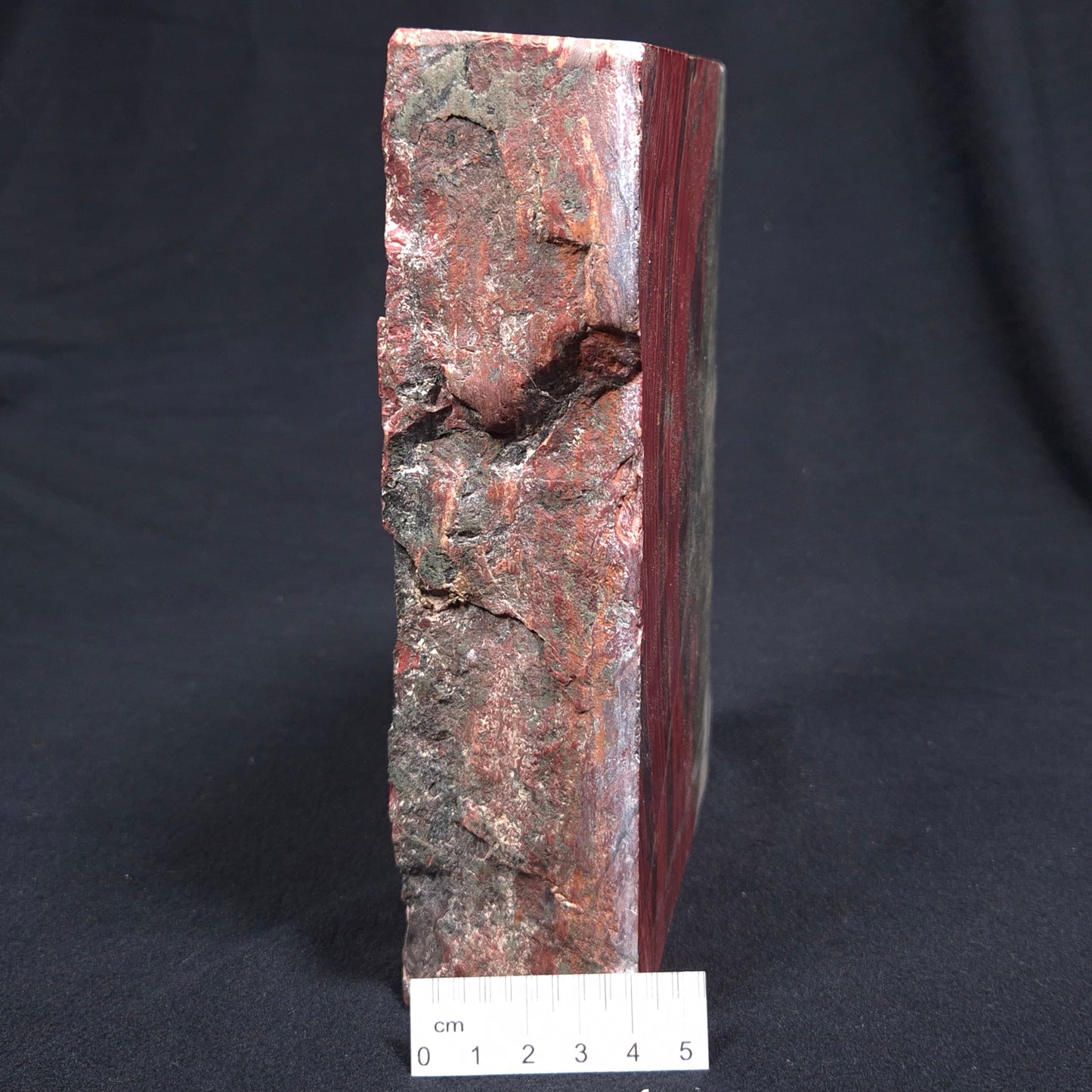 BANDED JASPER WITH HEMATITE, Australia YSC031