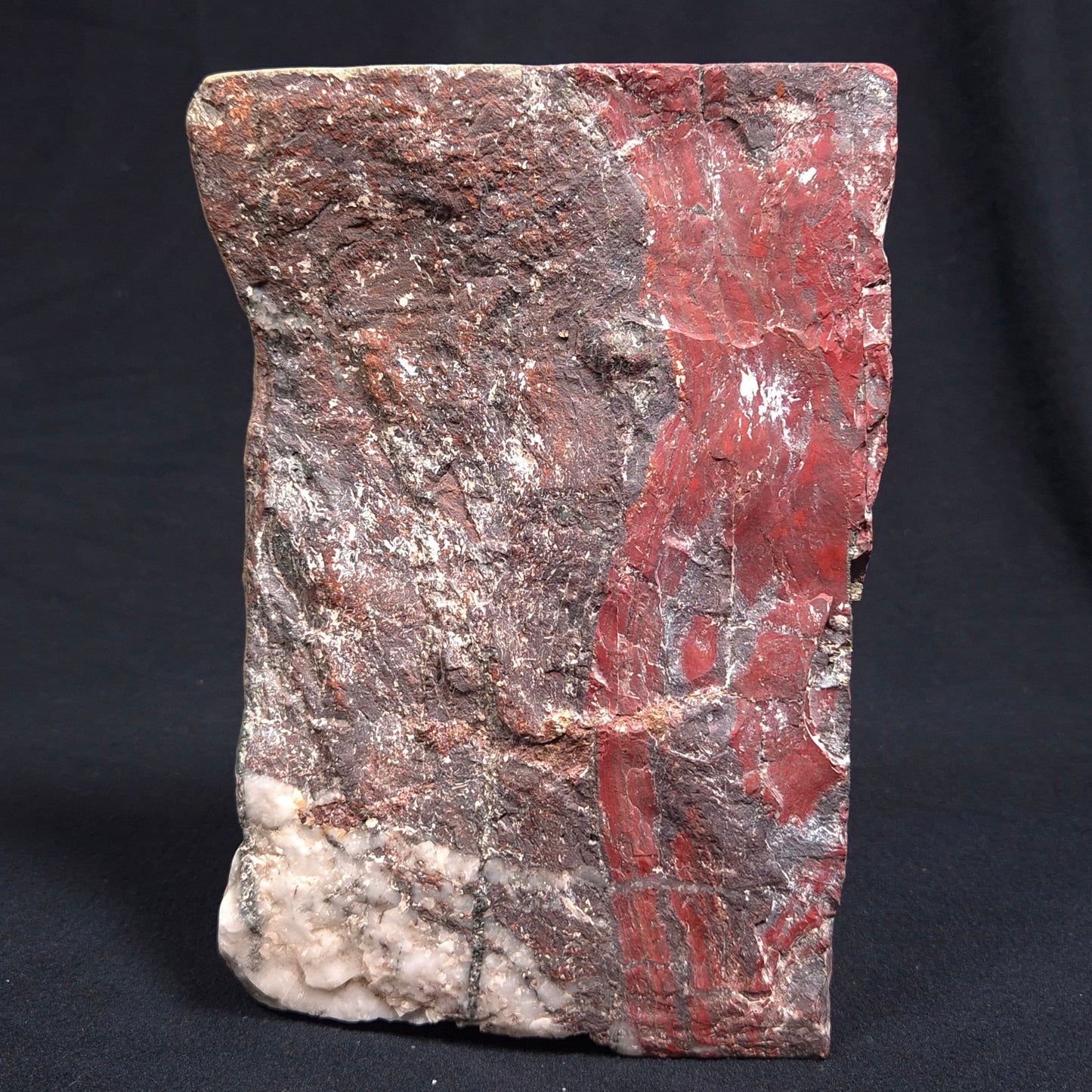 BANDED JASPER WITH HEMATITE, Australia YSC031