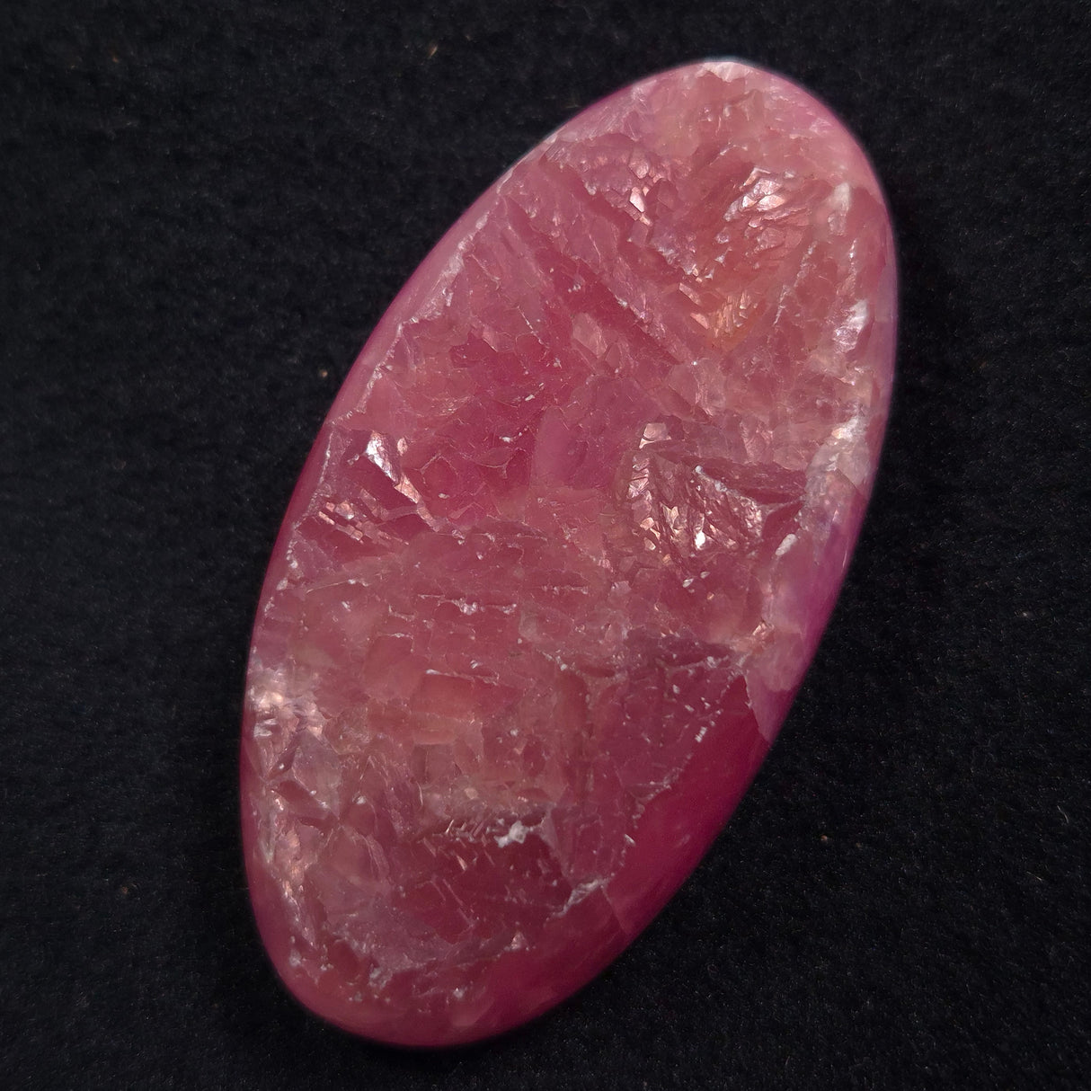 KAMMERERITE CABOCHON, Morocco XKR001