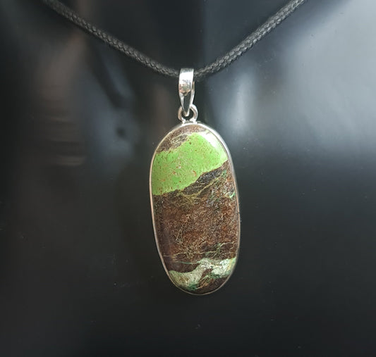 Gaspeite Pendant 3SSGAS1