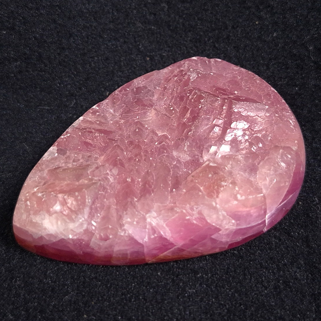 KAMMERERITE CABOCHON, Morocco XKR002