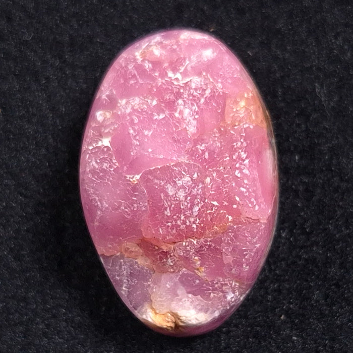 KAMMERERITE CABOCHON, Morocco XKR004