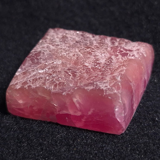 KAMMERERITE CABOCHON, Morocco XKR006