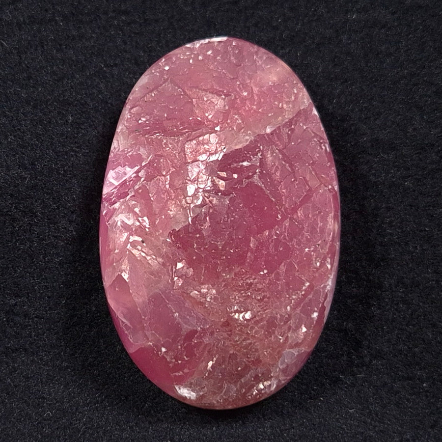 KAMMERERITE CABOCHON, Morocco XKR008