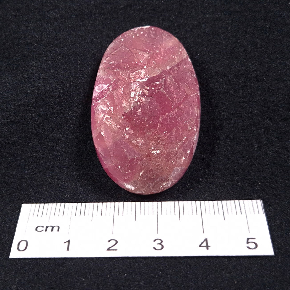 KAMMERERITE CABOCHON, Morocco XKR008
