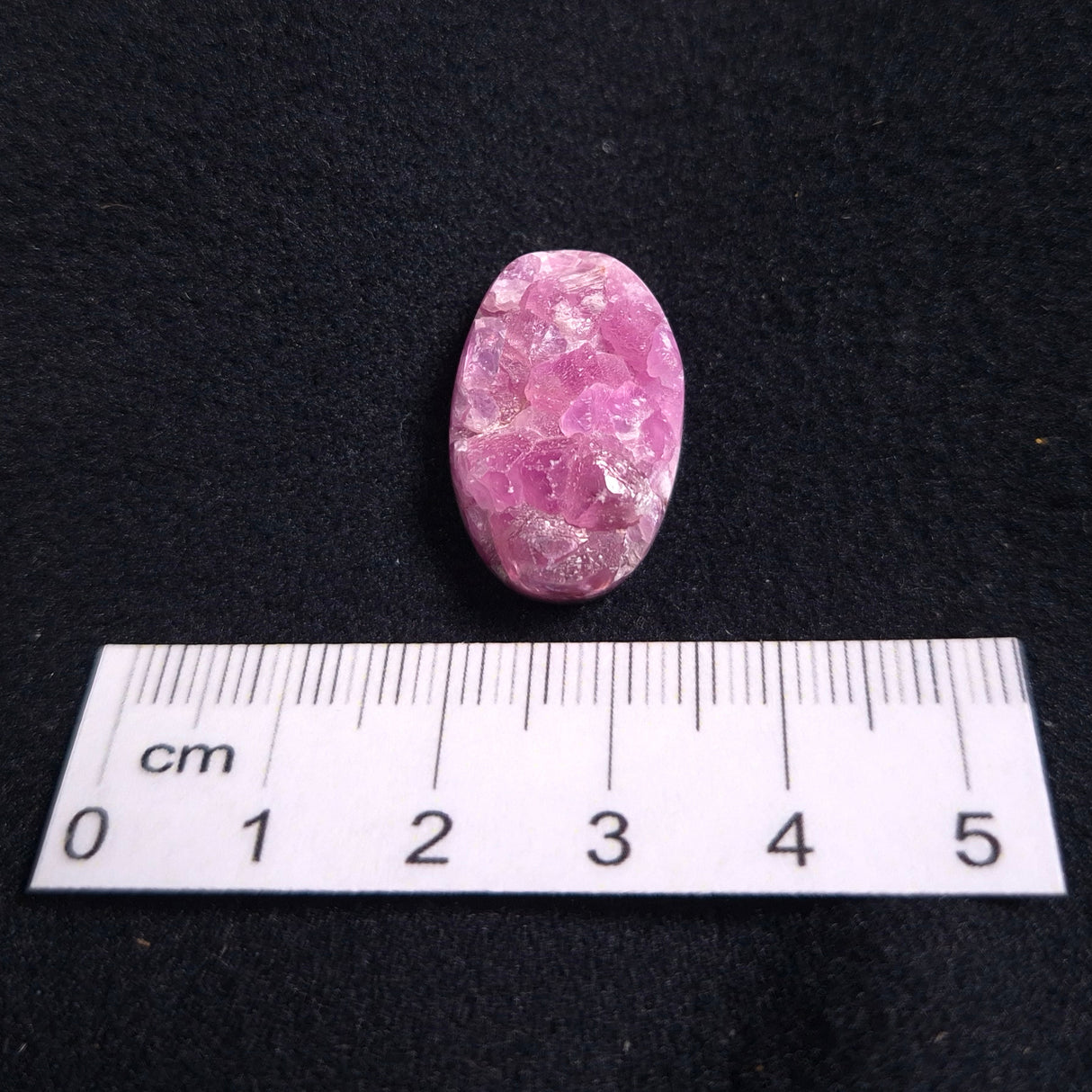 KAMMERERITE CABOCHON, Morocco XKR010