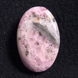 KAMMERERITE CABOCHON, Morocco XKR010