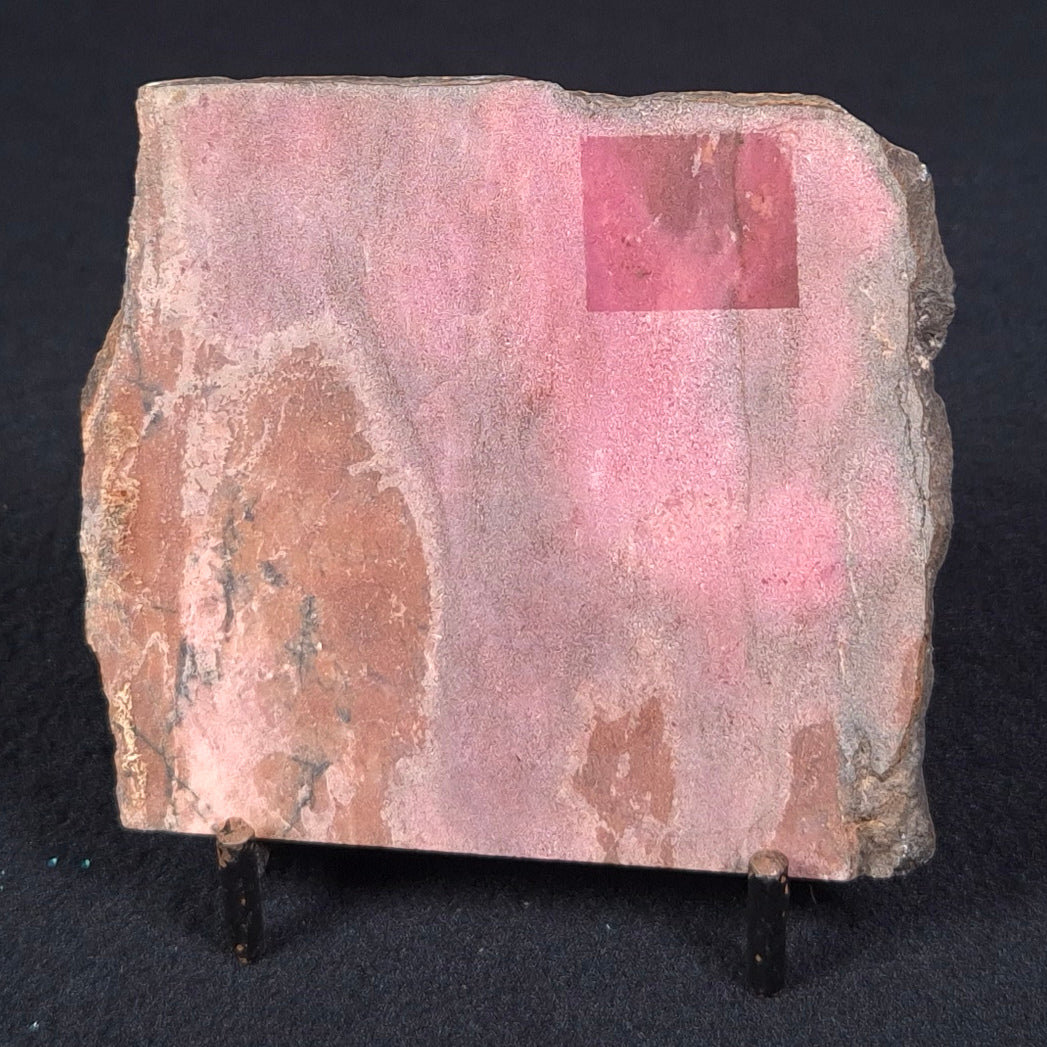 HIGH GRADE RHODONITE, Australia XRS002