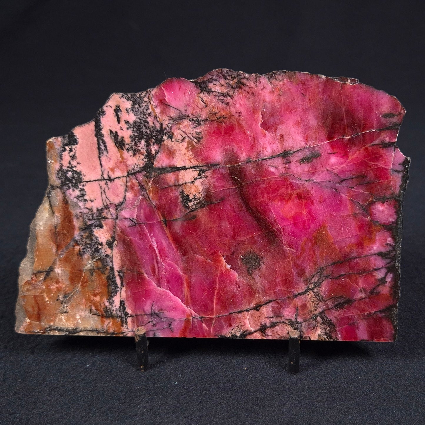 HIGH GRADE RHODONITE, Australia XRS005