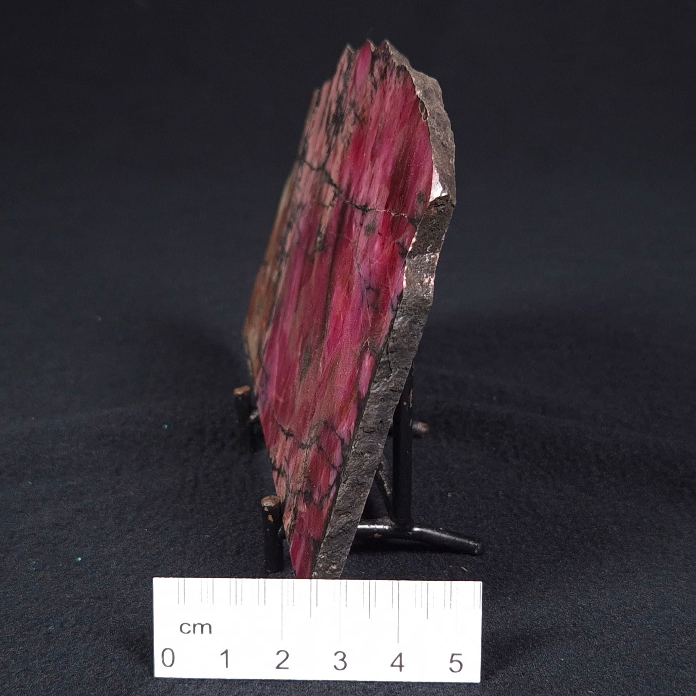 HIGH GRADE RHODONITE, Australia XRS005
