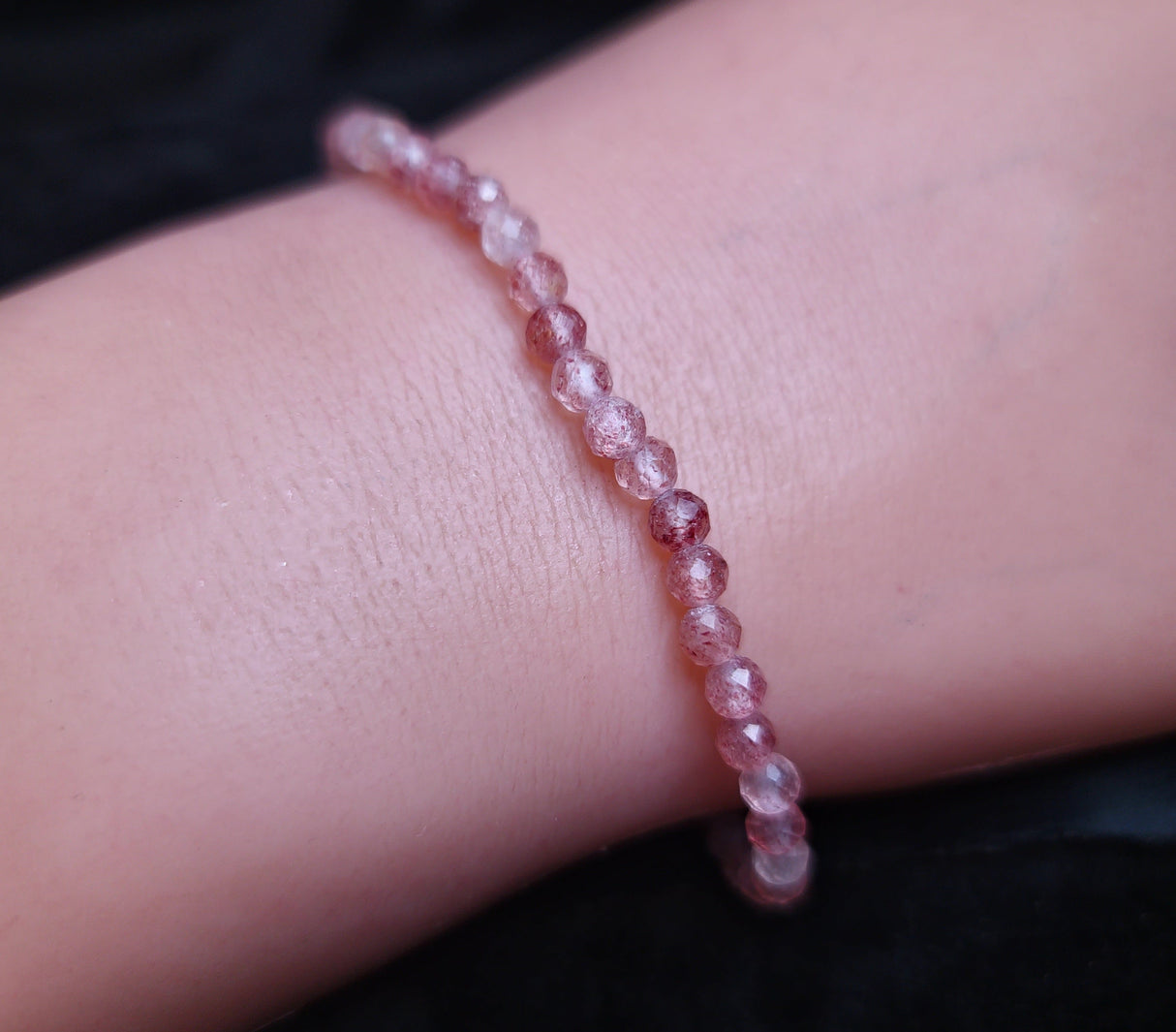 STRAWBERRY QUARTZ BEADED BRACELET 3SSSTQB