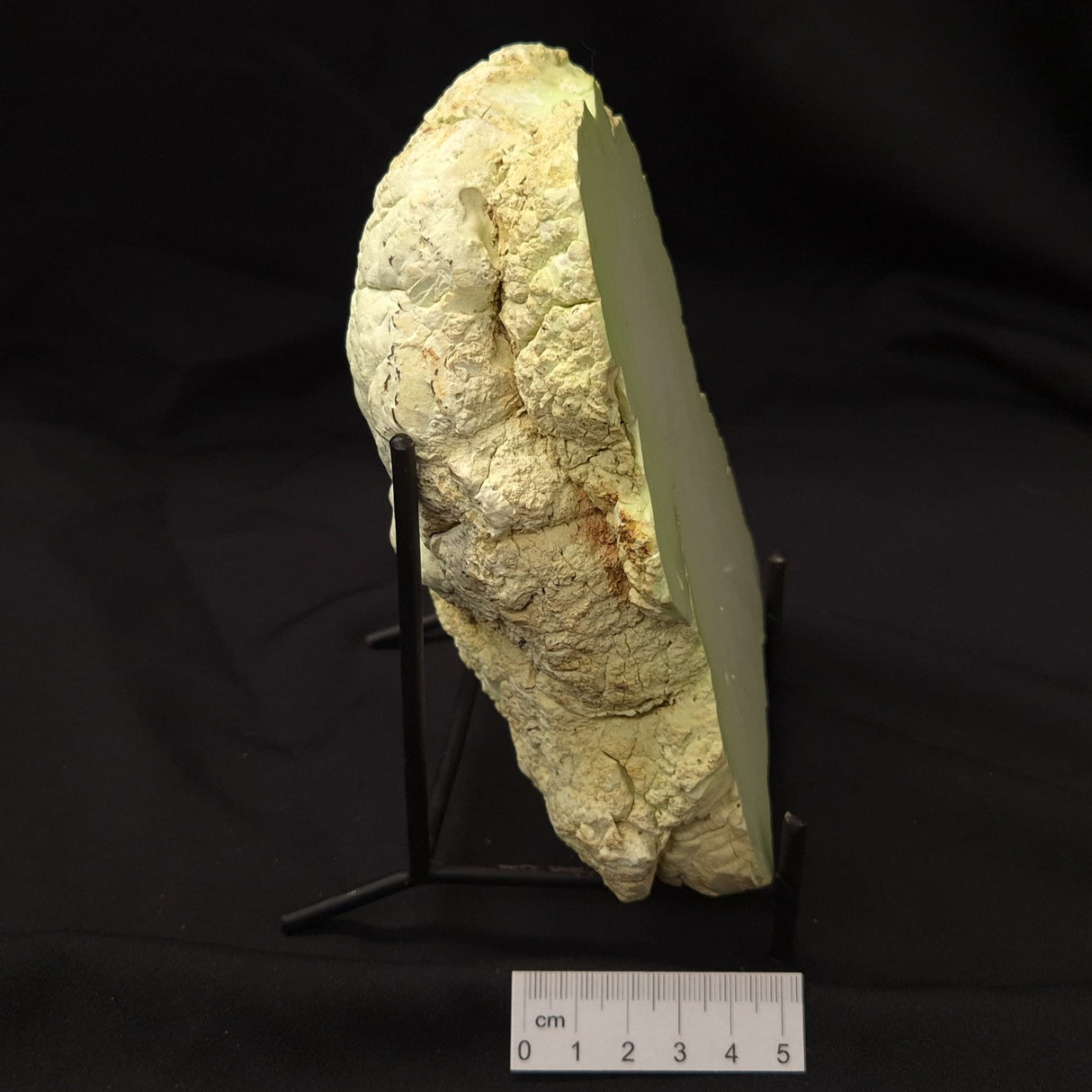 NICKEL MAGNESITE (LEMON CHRYSOPRASE), Australia YLC001