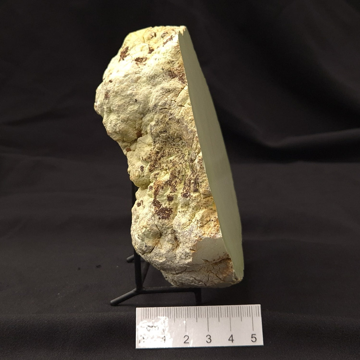 NICKEL MAGNESITE (LEMON CHRYSOPRASE), Australia YLC002