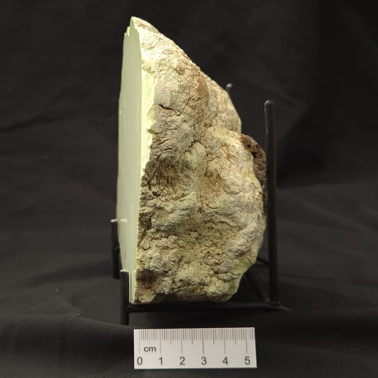 NICKEL MAGNESITE (LEMON CHRYSOPRASE), Australia YLC007