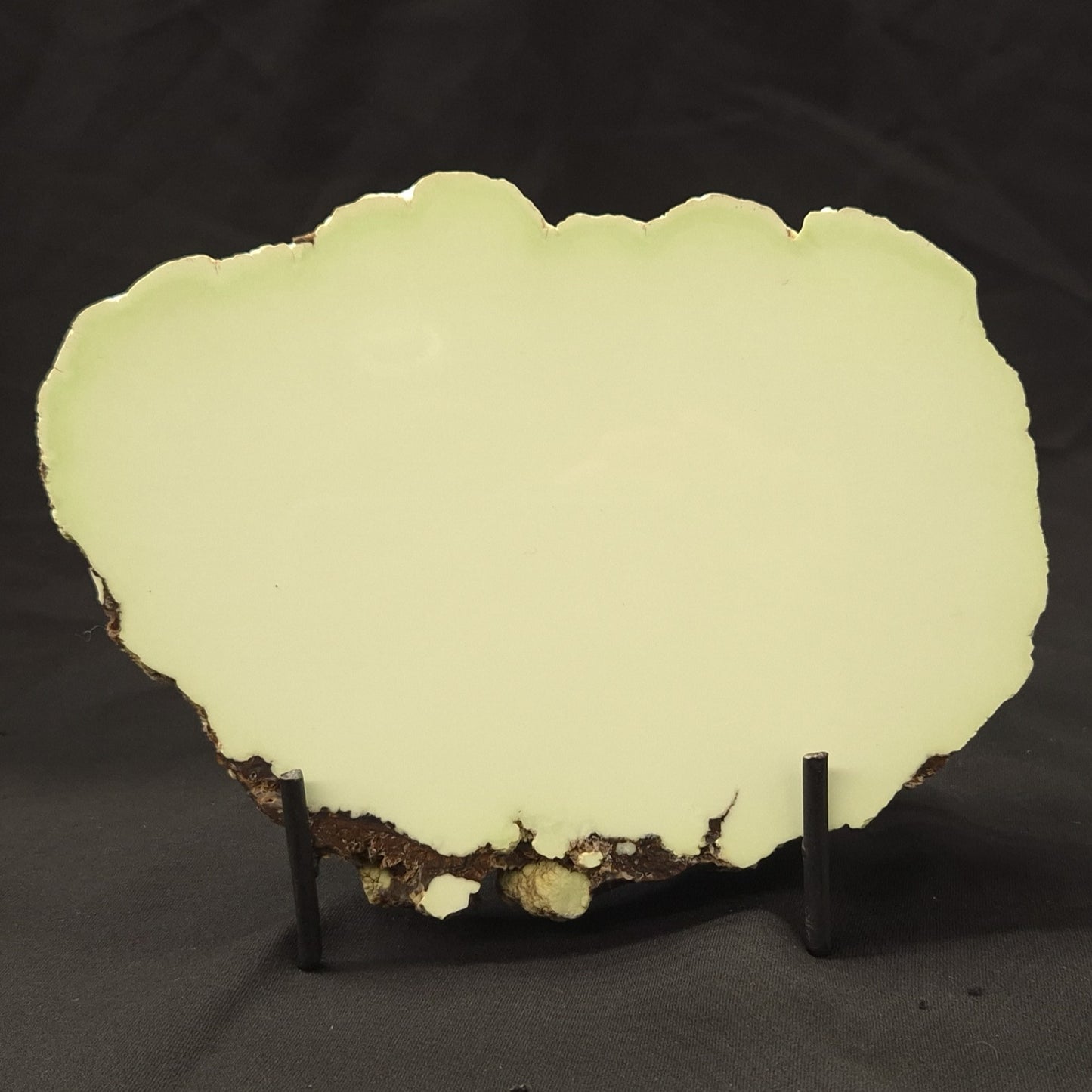 NICKEL MAGNESITE (LEMON CHRYSOPRASE), Australia YLC005