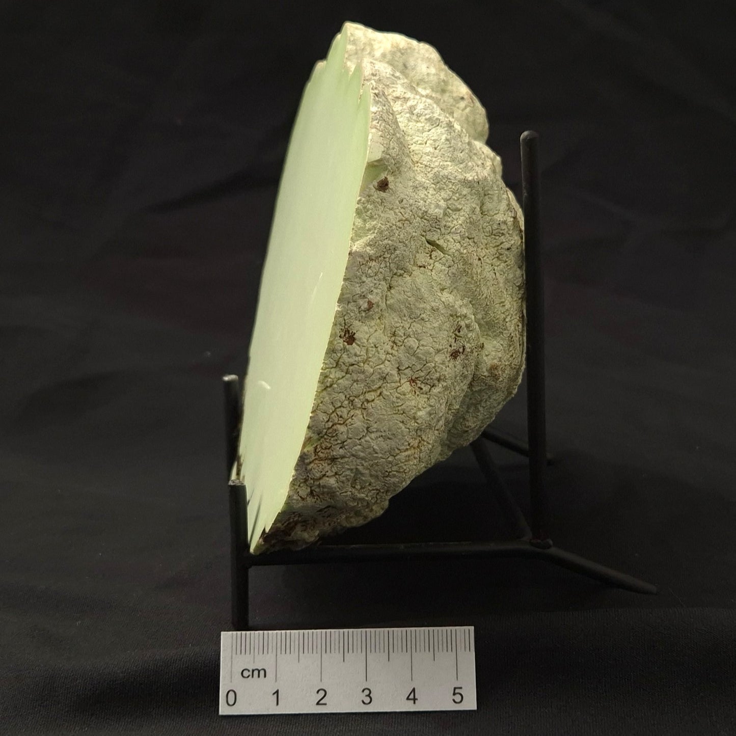 NICKEL MAGNESITE (LEMON CHRYSOPRASE), Australia YLC005