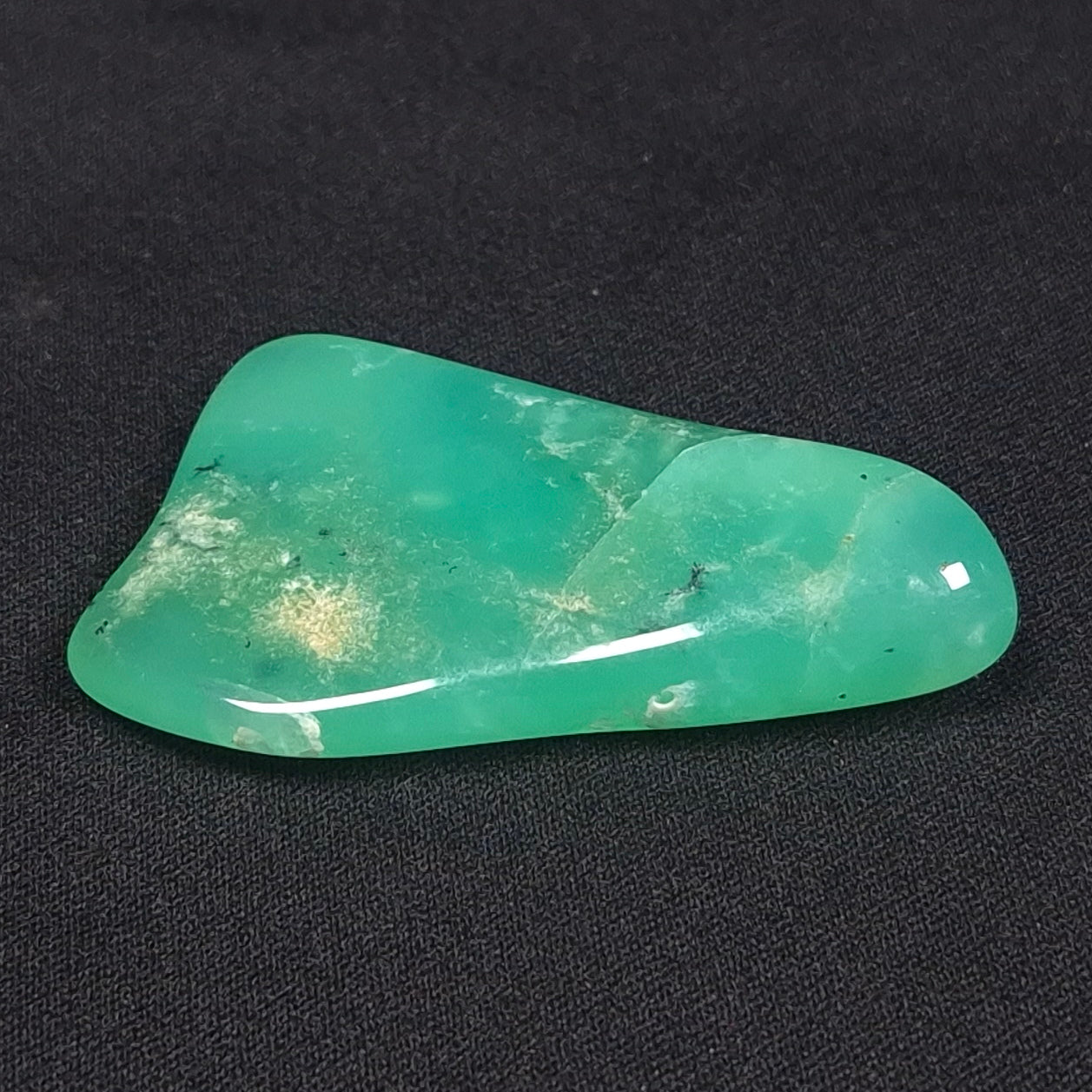 CHRYSOPRASE TUMBLE, Western Australia YCT007