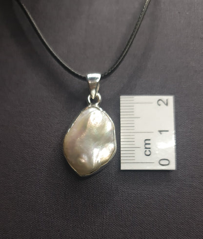 FRESHWATER PEARL PENDANT set in STERLING SILVER 3SSFWP1